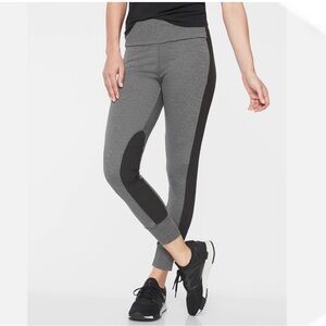 Athleta Essex Hybrid Tight Size Medium